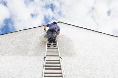Peinture extérieure à Saint-Amand-sur-Sèvre — façades et ravalement